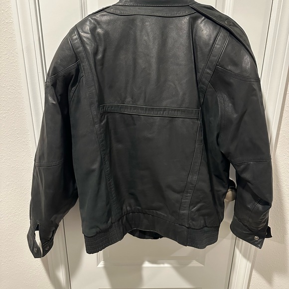 One way women’s motorcycle leather jacket size 5/6 - Picture 5 of 5